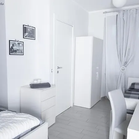 Marcella Πανσιόν Λα Σπέτσια