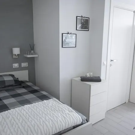 Πανσιόν Marcella Λα Σπέτσια