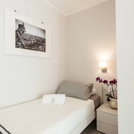 Marcella Πανσιόν