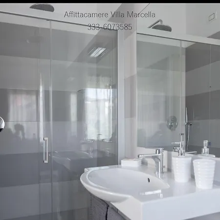 Πανσιόν Marcella Λα Σπέτσια