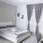 Marcella بيت ضيافة لا سبيتسْيا