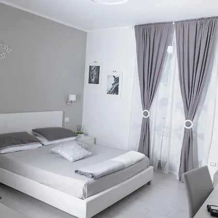 Marcella Pensionat La Spezia